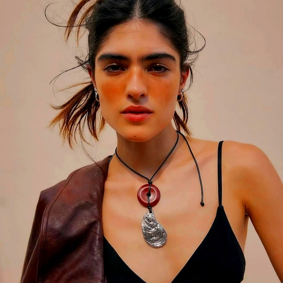 Free People Waterhouse PendantNecklace (Shell). msrp $38 - Picture 1 of 2